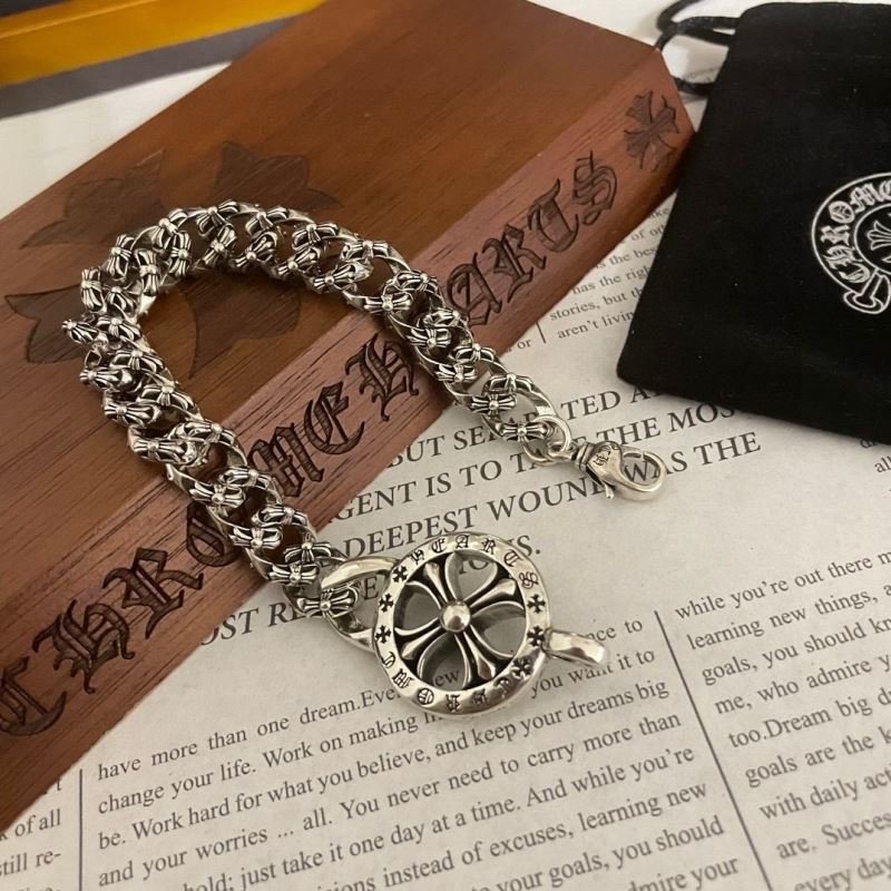 Ch*0me He**ts bracelets
